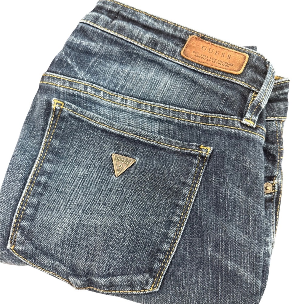 Guess Boot Low Blue Medium Wash Bootcut Jeans Womens Size 29 (30x28) WB1AE2R1K40
